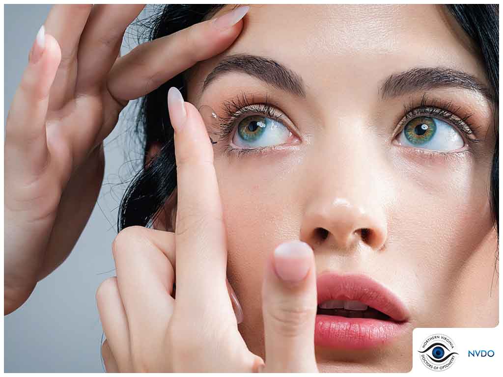 What You Need to Know About Contact Lens Discomfort